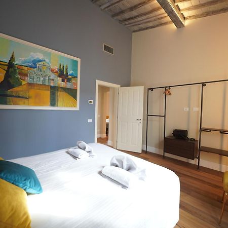 Sant'Agostino Luxury Apartment By Mamo ฟลอเรนซ์ ภายนอก รูปภาพ